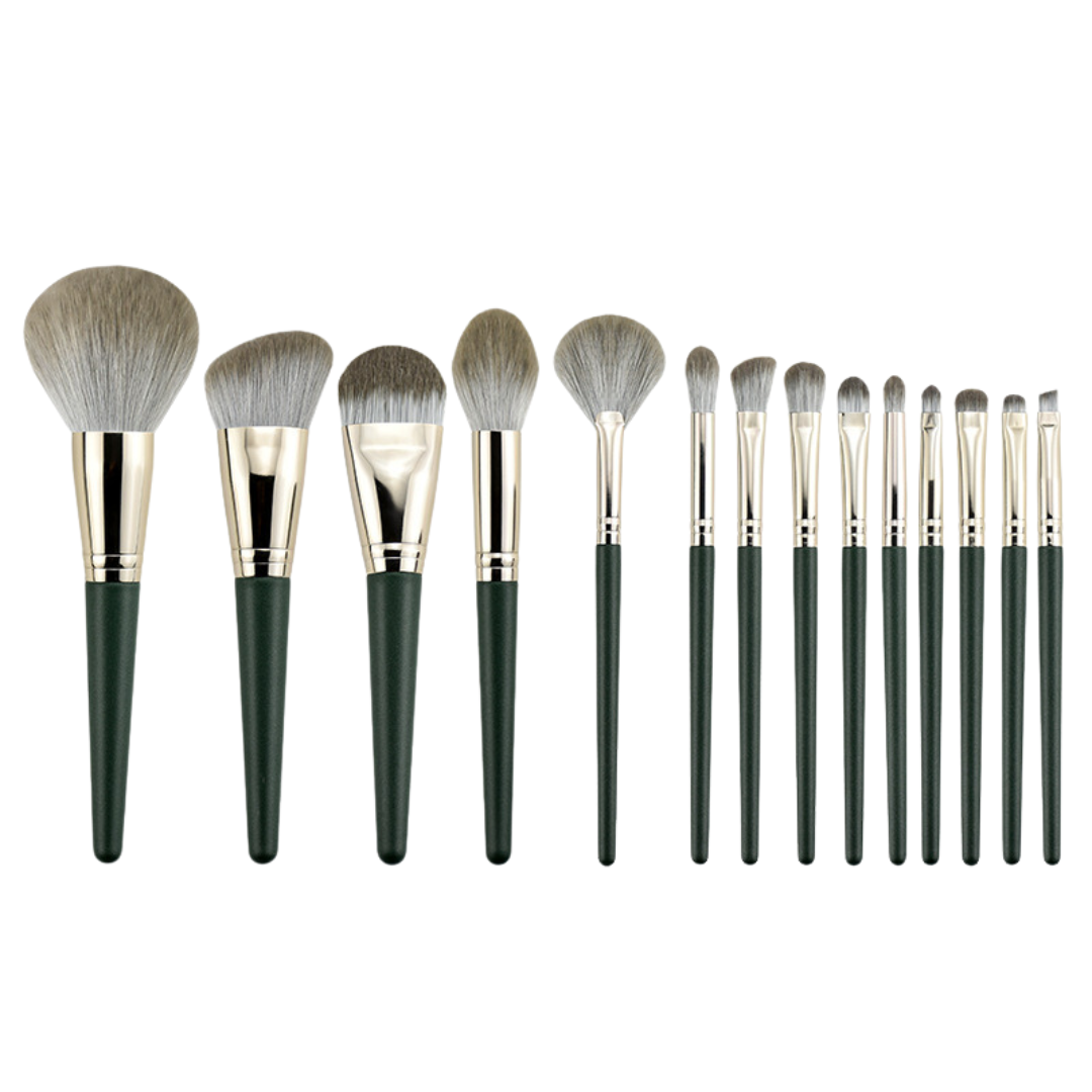 Luxurious Professional Makeup Brush Set & Pouch, 5 oz